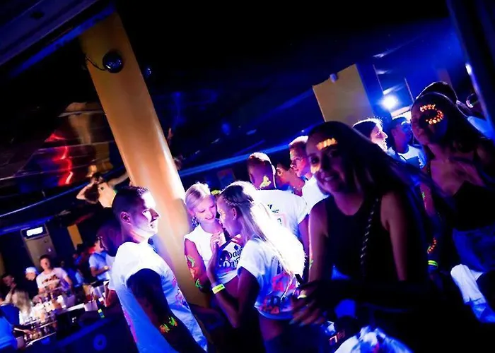 Vladislav (adults Only) Warna